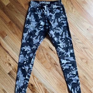 Nike Camo Leggings